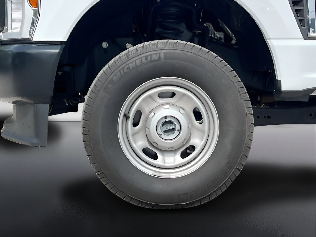Used 2024 Ford F250 XL AWD/4WD image 24