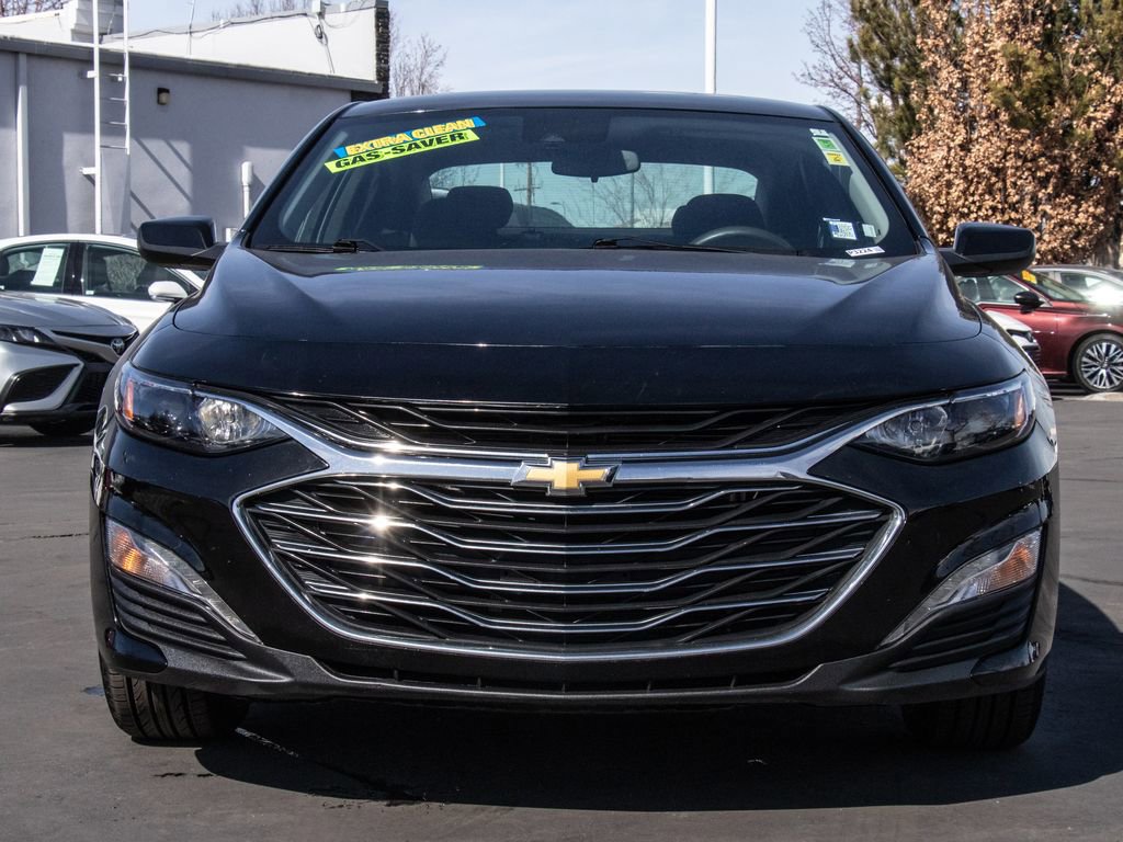 Used 2024 Chevrolet Malibu LT image 2