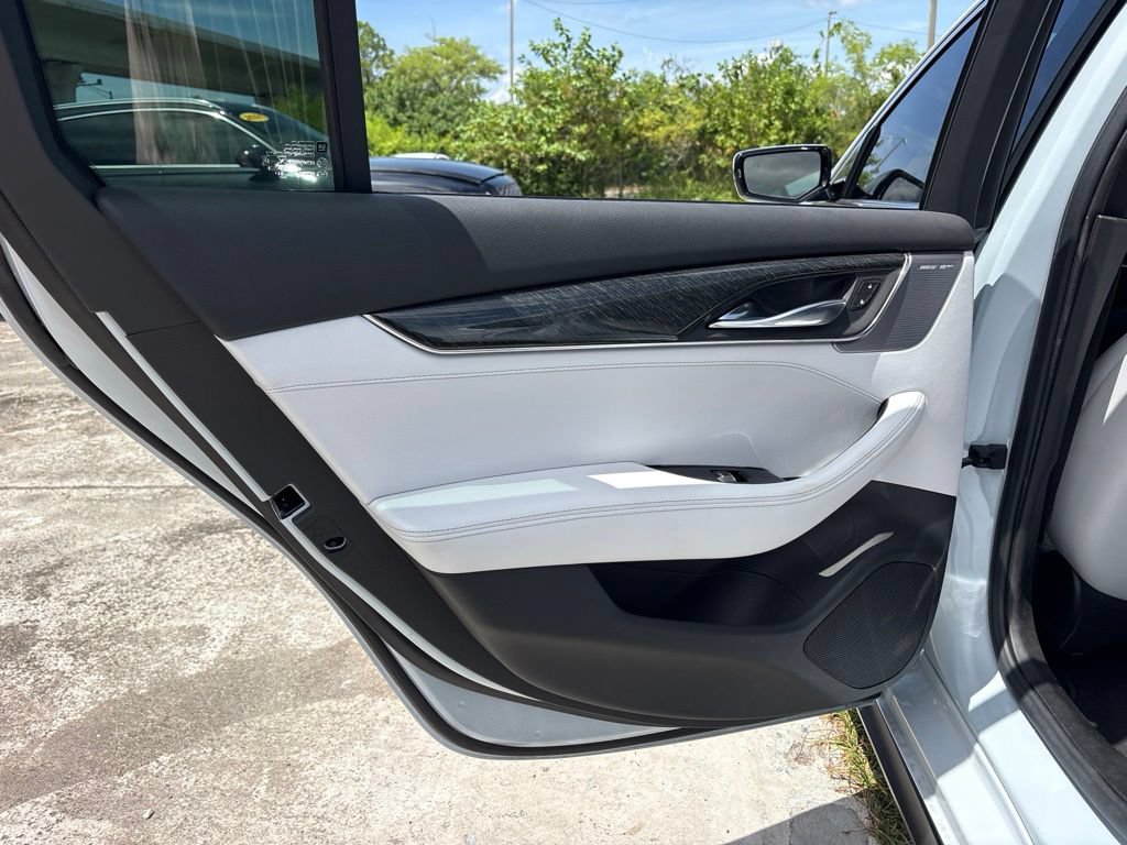 Used 2022 Cadillac CT5 Premium Luxury RWD image 12