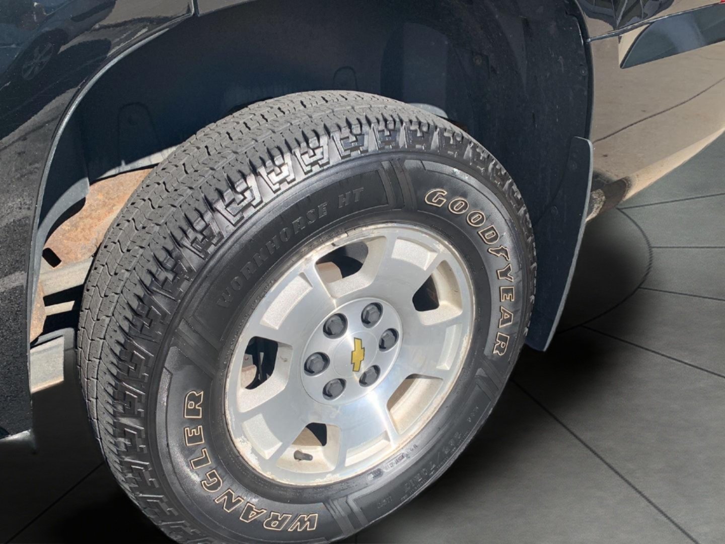 Used 2014 Chevrolet Tahoe LT w/ Luxury Package AWD/4WD image 22