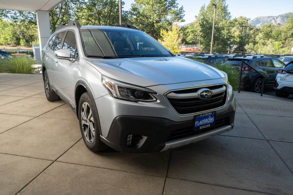 Used 2022 Subaru Outback Limited XT w/ Popular Package #2 AWD/4WD image 2