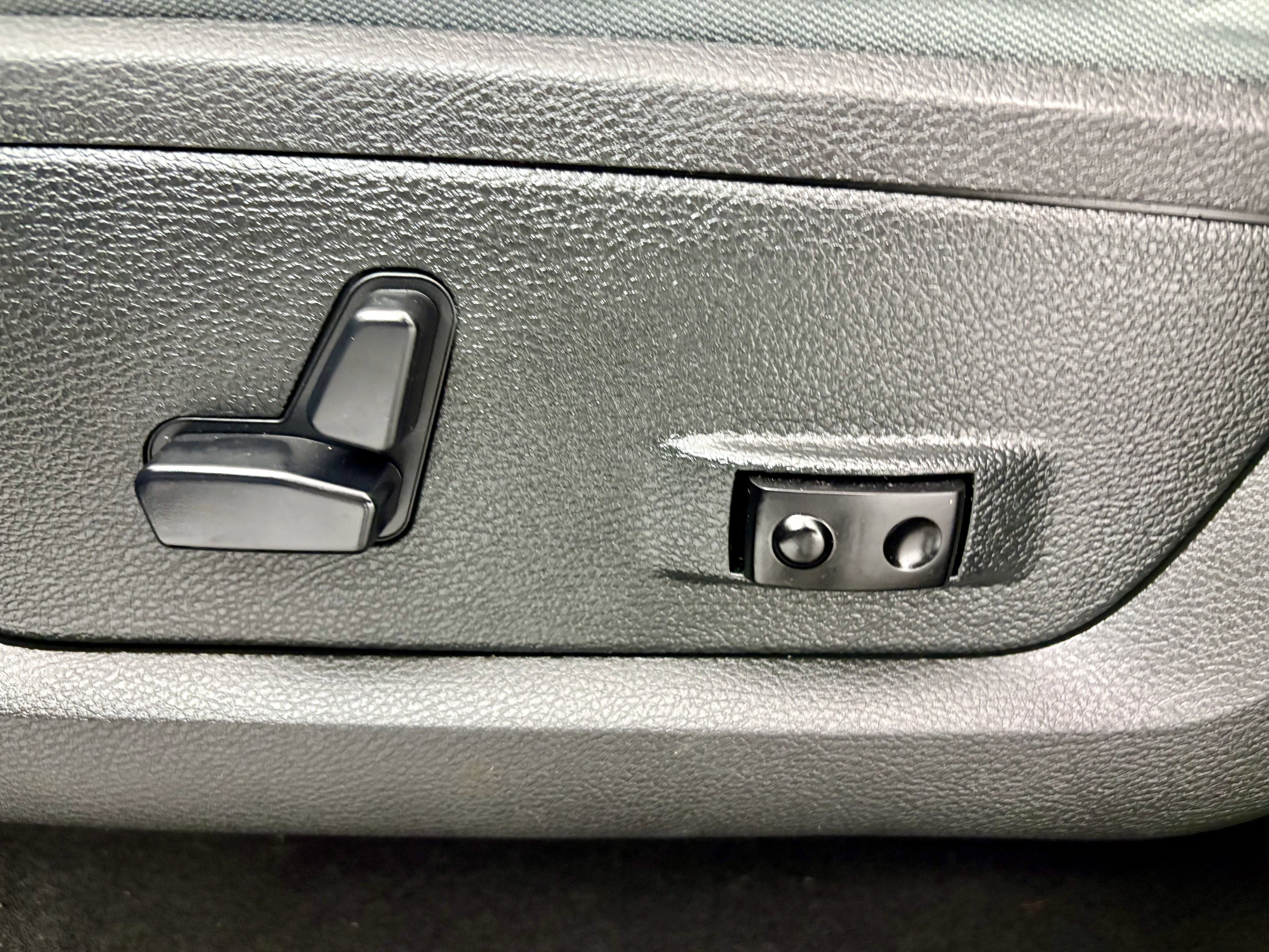 Used 2018 RAM 1500 Big Horn image 13