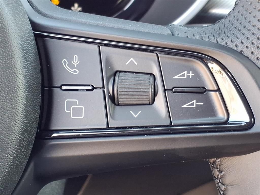 New 2026 Alfa Romeo Stelvio Sprint w/ Convenience Package image 23