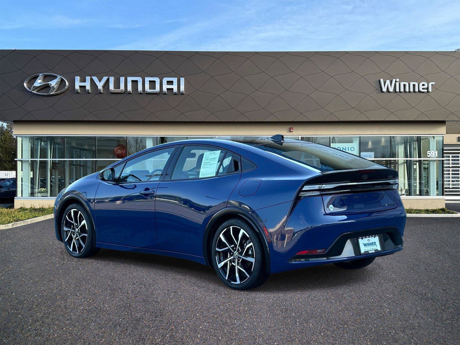 Used 2024 Toyota Prius Prime Premium w/ Advanced Technology Package FWD image 2