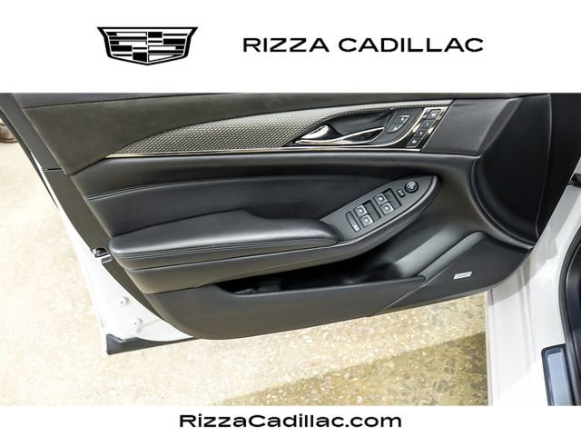 Certified 2018 Cadillac CTS V w/ Luxury Package image 18