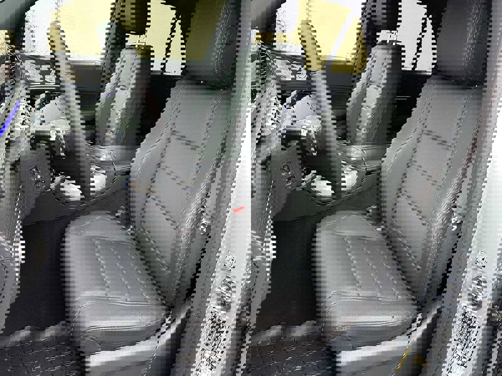 Used 2025 Mercedes-Benz GLE 450e 4MATIC image 21