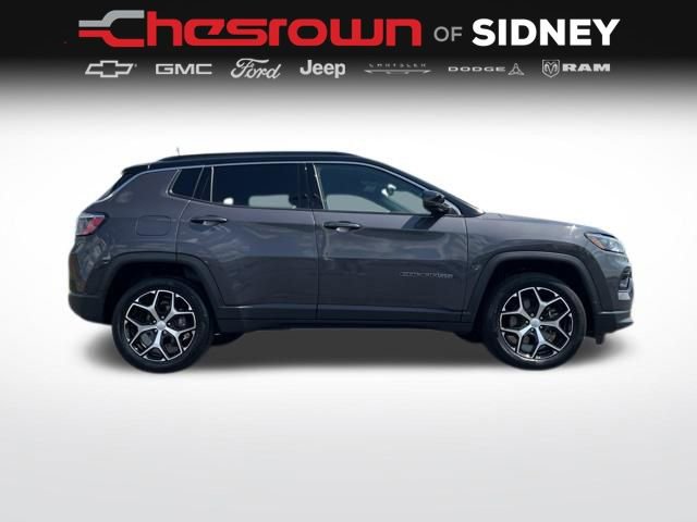 Used 2024 Jeep Compass Limited AWD/4WD image 12
