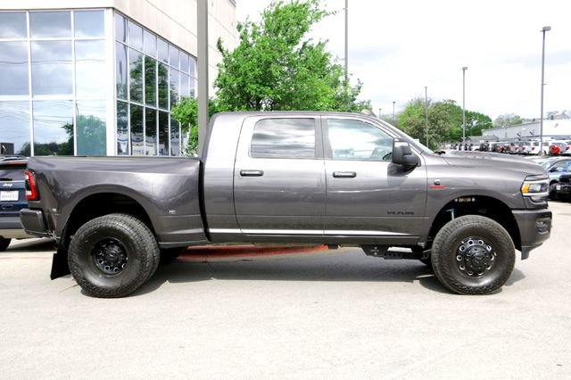 Used 2024 RAM 3500 Laramie w/ Night Edition image 4