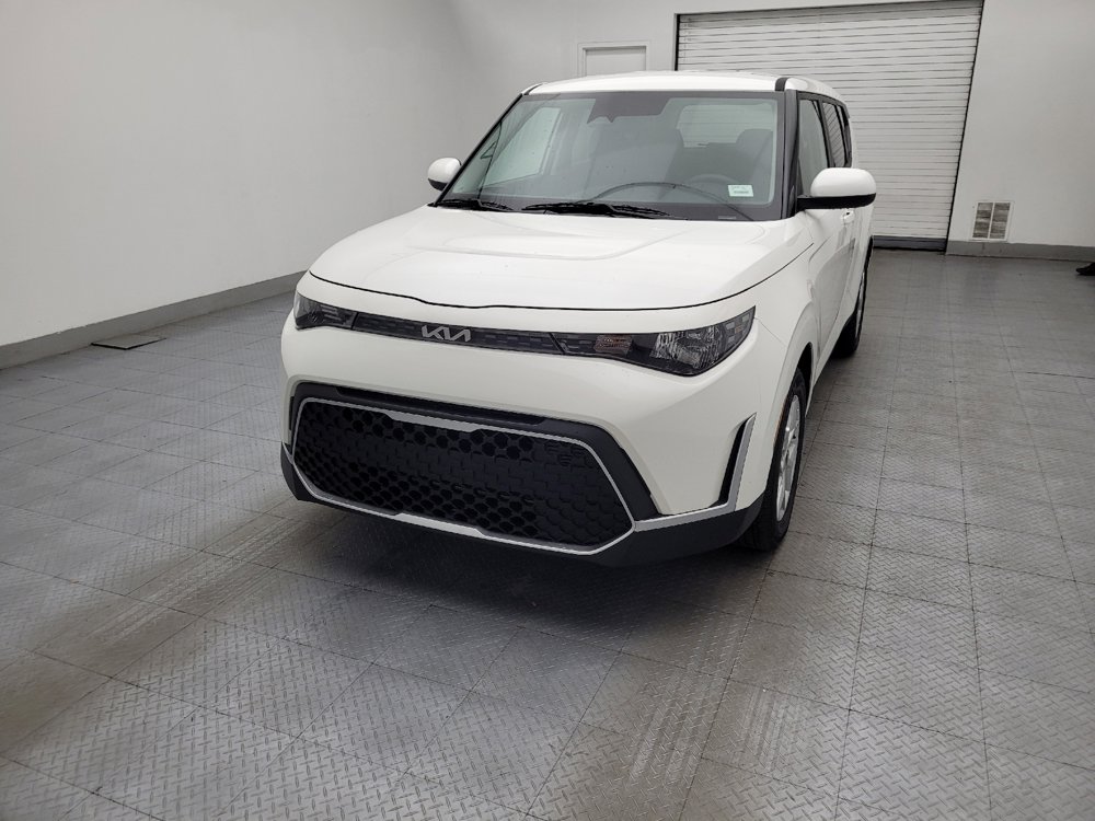 Used 2025 Kia Soul LX w/ LX Technology Package FWD image 15