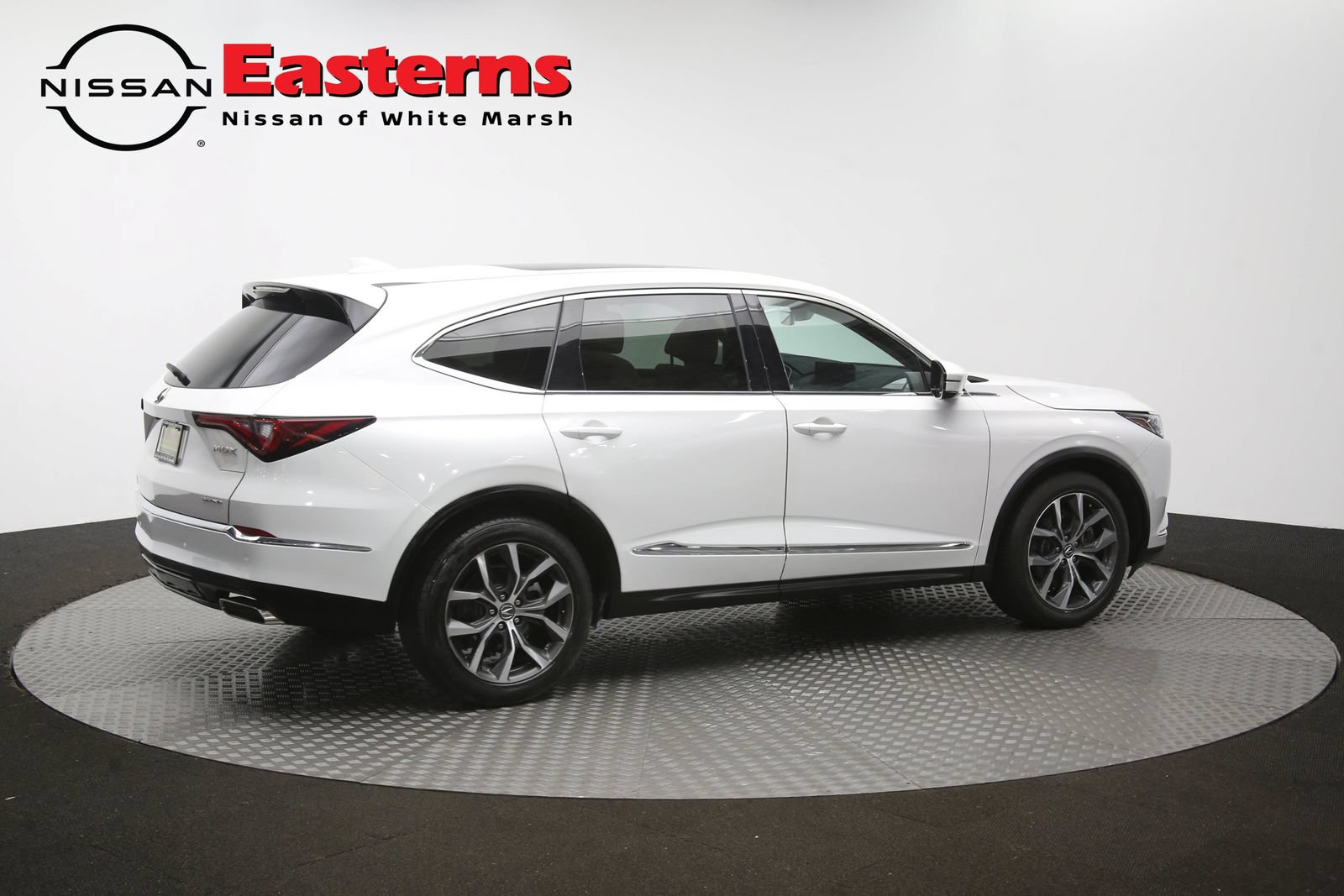 Used 2024 Acura MDX SH-AWD w/ Technology Package image 45