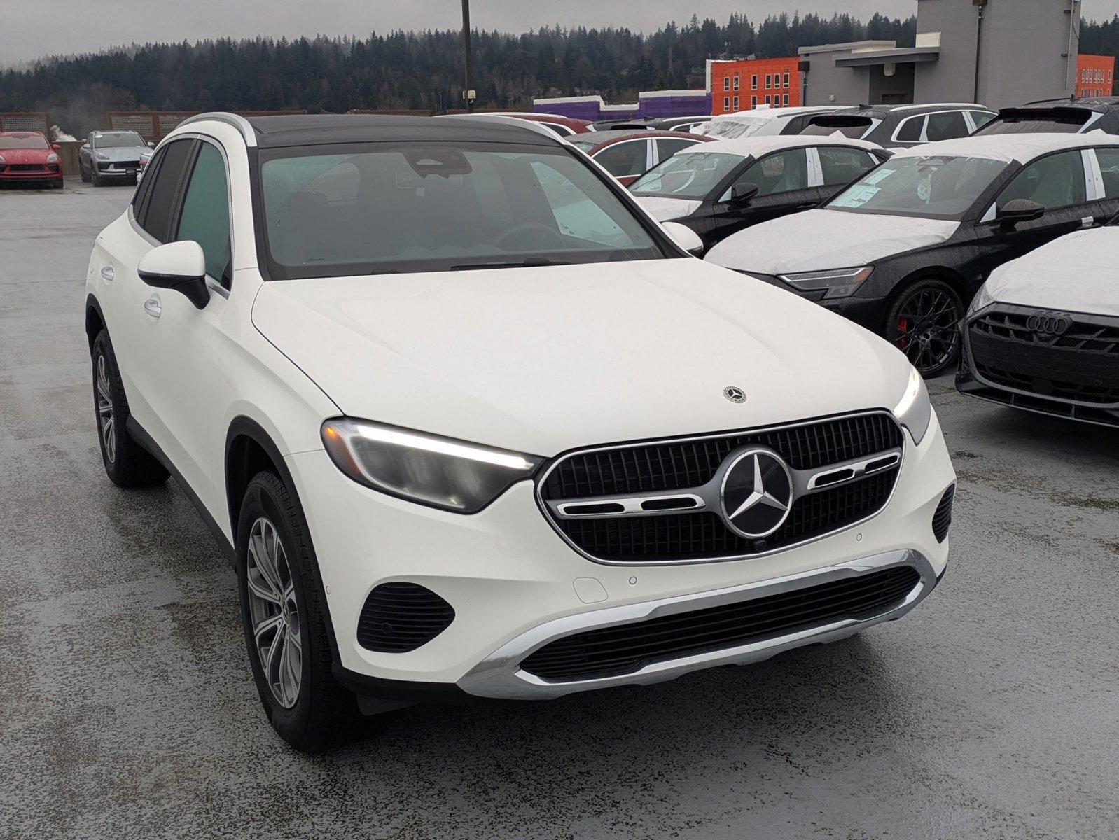 Certified 2026 Mercedes-Benz GLC 300 4MATIC image 3