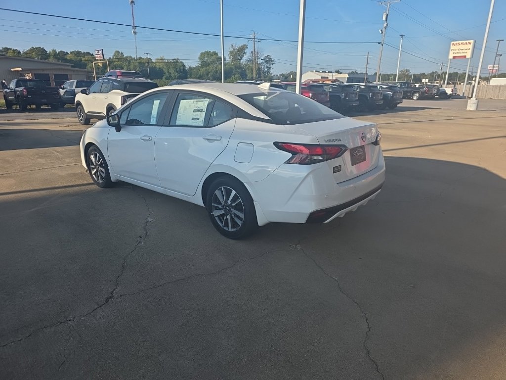 New 2025 Nissan Versa SV w/ Trunk Package FWD image 2