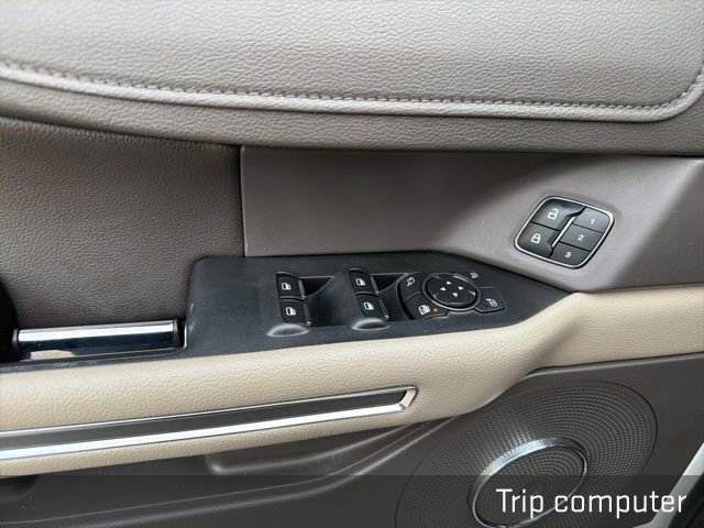 Used 2021 Ford Expedition Max XLT image 36