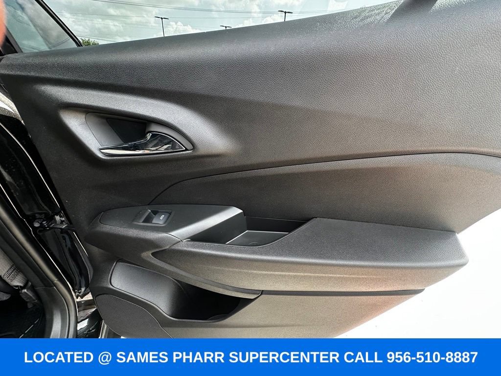 Used 2026 Chevrolet Trax RS w/ Driver Confidence Package FWD image 23