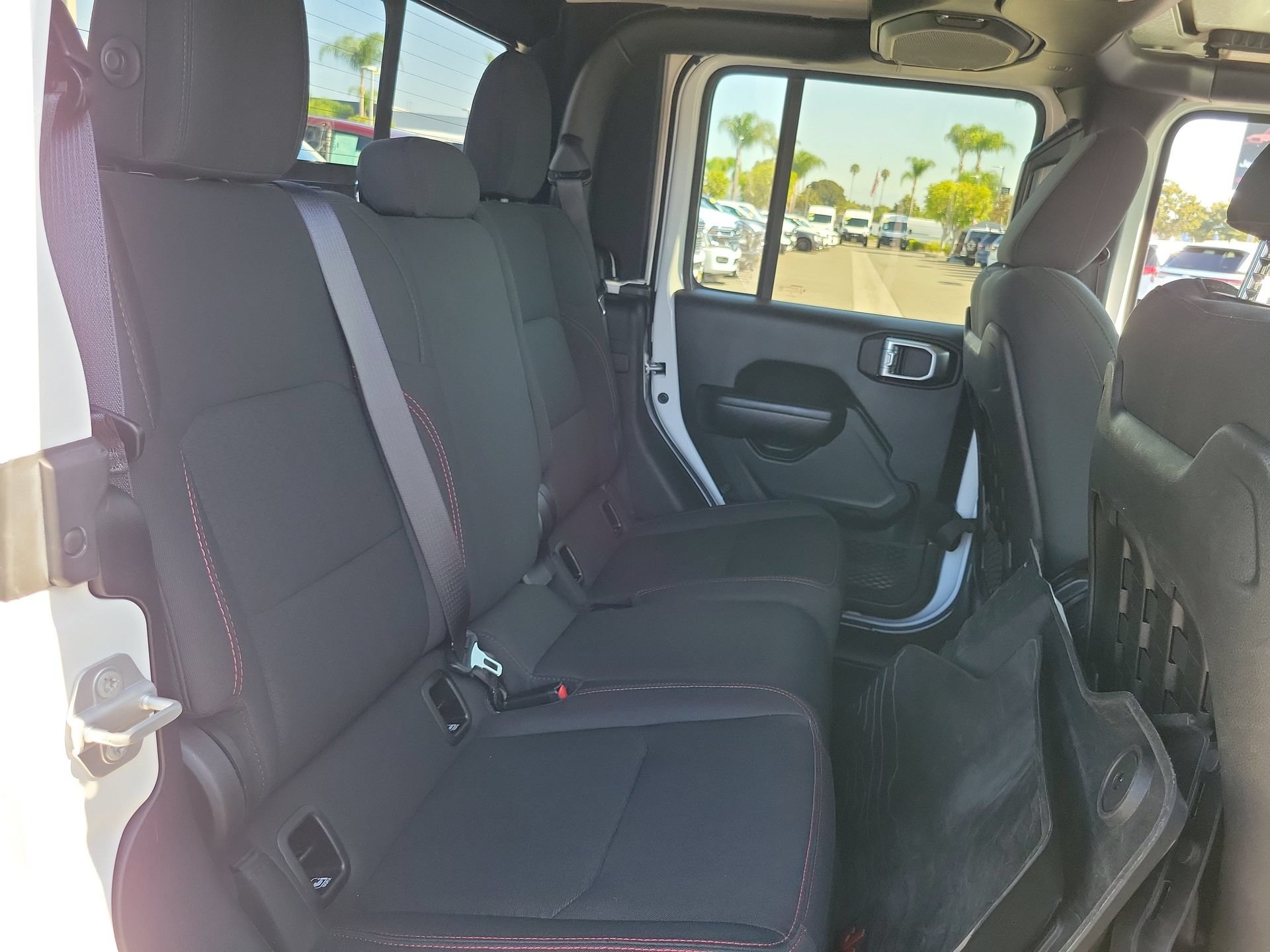 Certified 2020 Jeep Gladiator Rubicon AWD/4WD image 27
