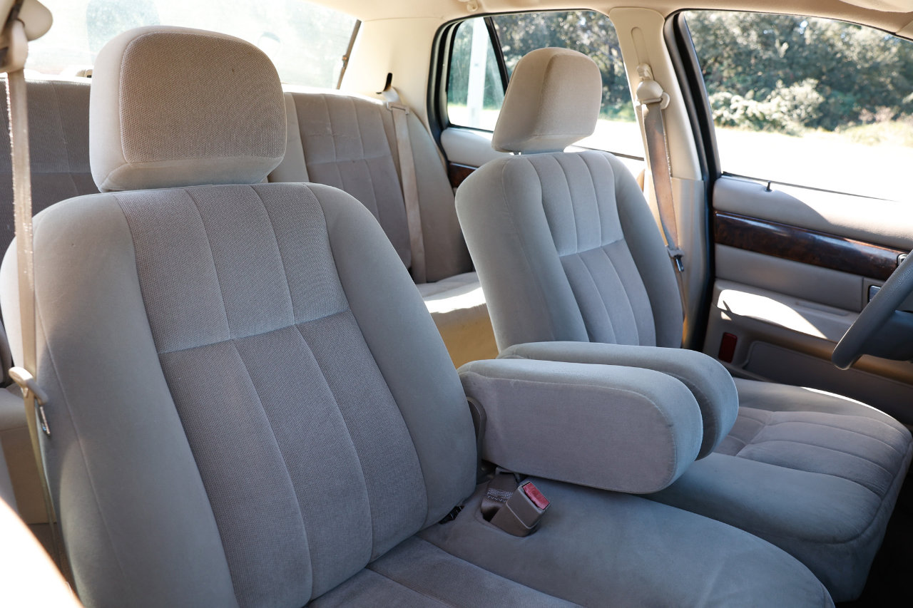 Used 2005 Mercury Grand Marquis GS image 18