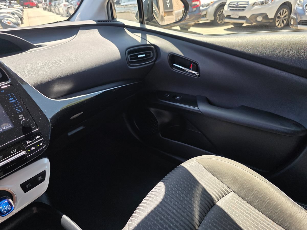 Used 2017 Toyota Prius One FWD image 34