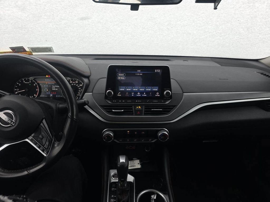 Used 2024 Nissan Altima 2.5 SR image 18