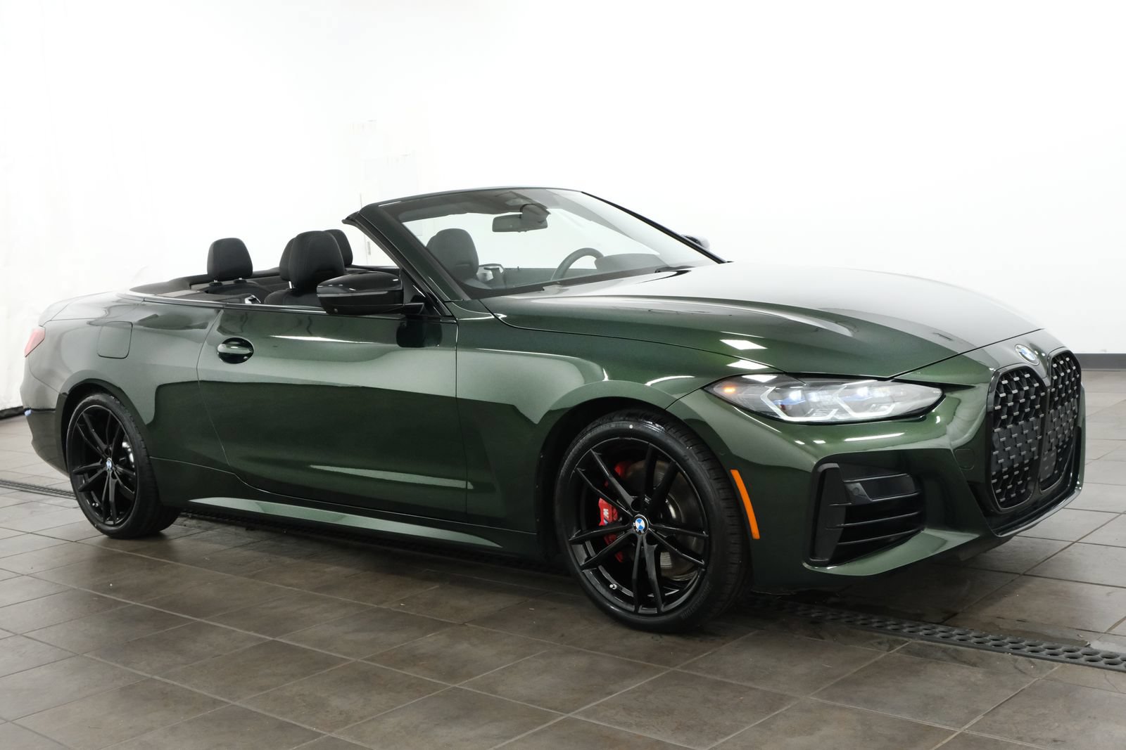 Used 2023 BMW 440i xDrive Convertible w/ Premium Package AWD/4WD image 7
