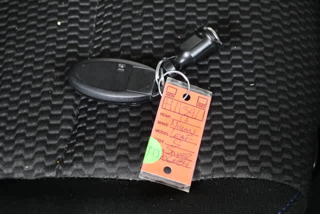 Used 2017 Nissan Leaf S w/ Charge Package FWD image 33