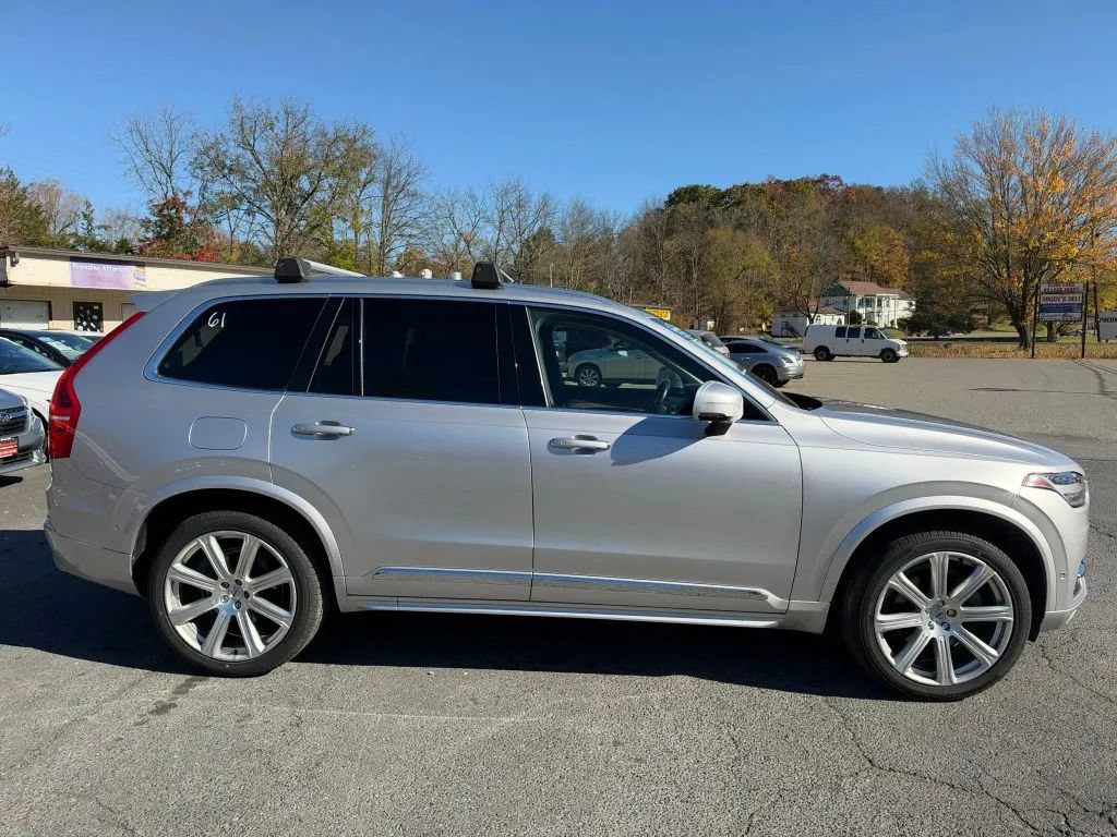 Used 2018 Volvo XC90 T6 Inscription w/ Convenience Package AWD/4WD image 9