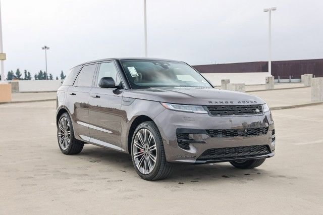 New 2025 Land Rover Range Rover Sport Dynamic SE image 3