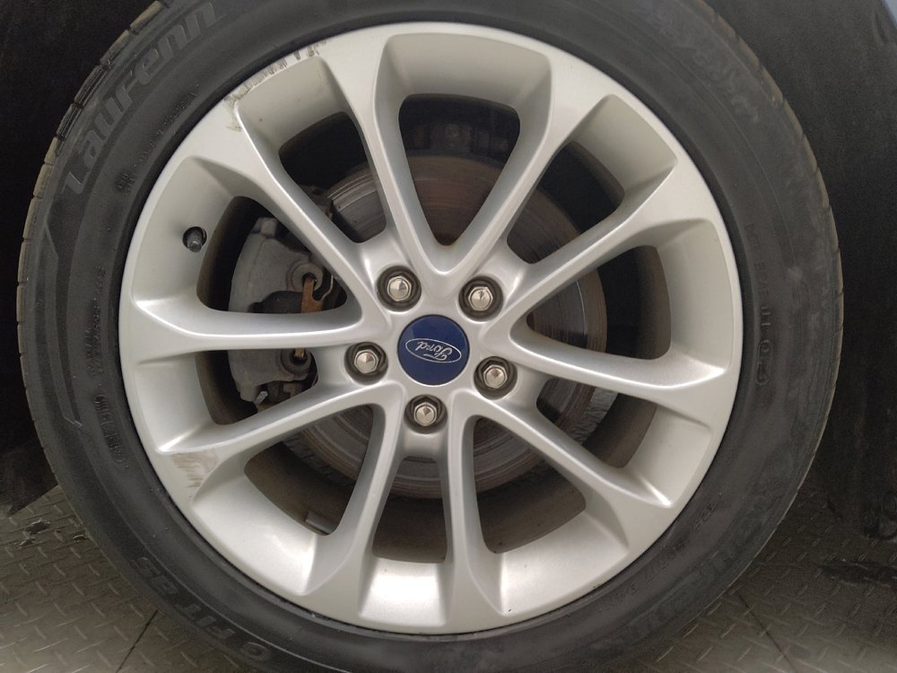Used 2019 Ford Fusion SE image 31
