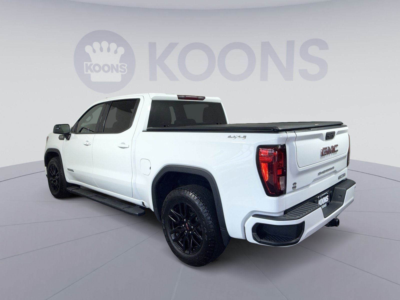 Used 2022 GMC Sierra 1500 Elevation AWD/4WD image 4