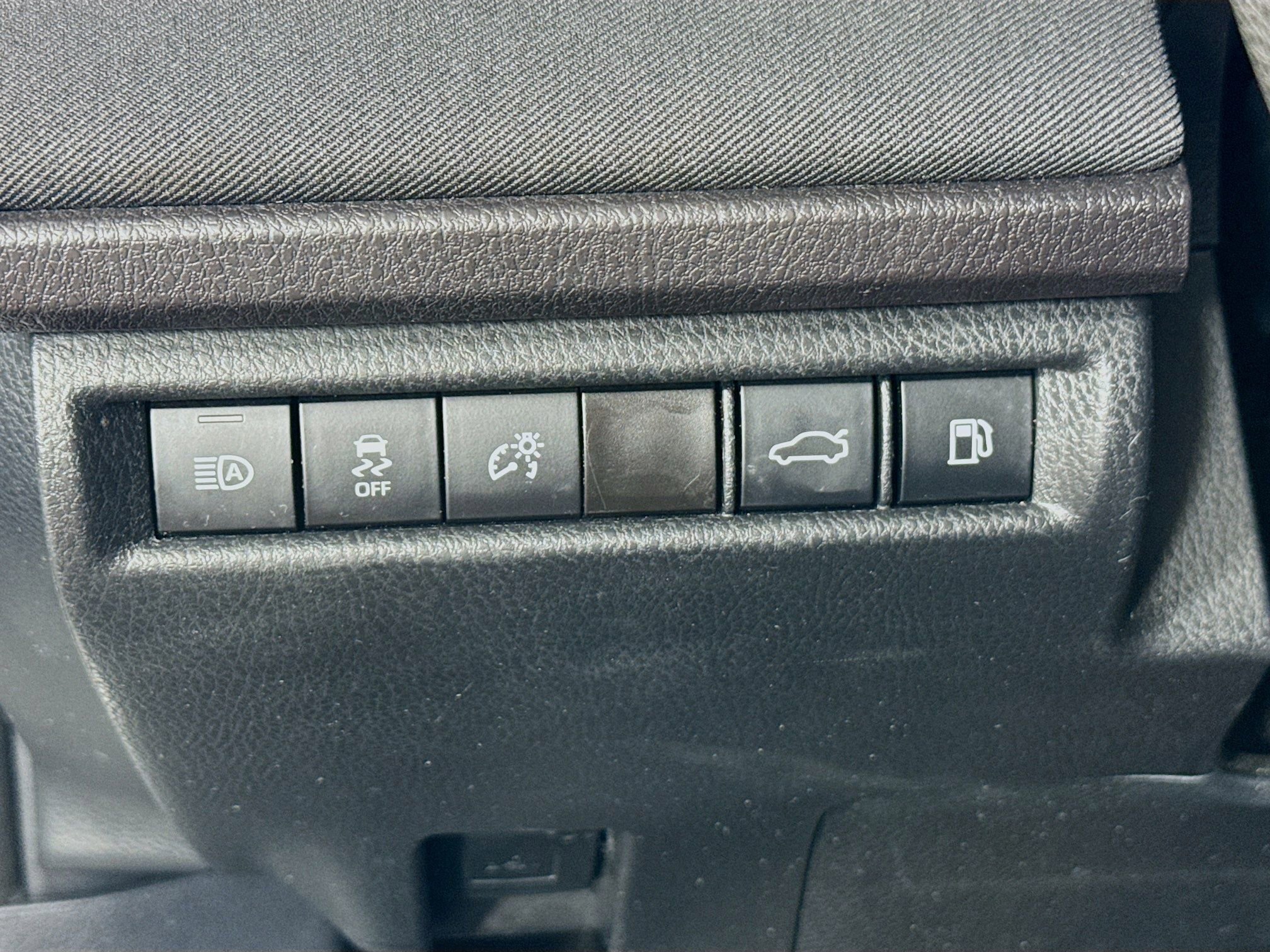 Certified 2025 Toyota Camry LE FWD image 11