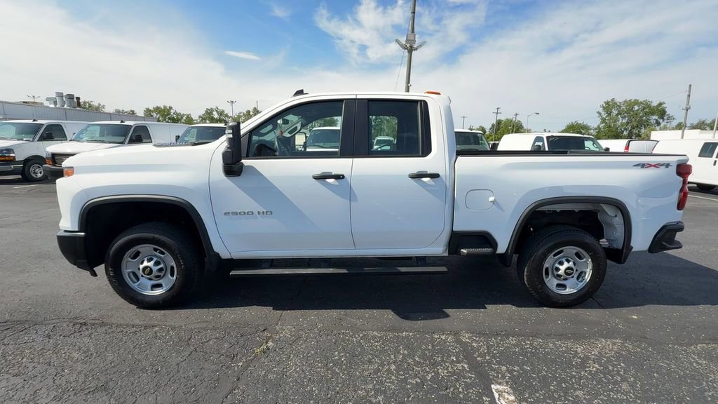Used 2024 Chevrolet Silverado 2500 W/T w/ WT Fleet Convenience Package AWD/4WD image 5