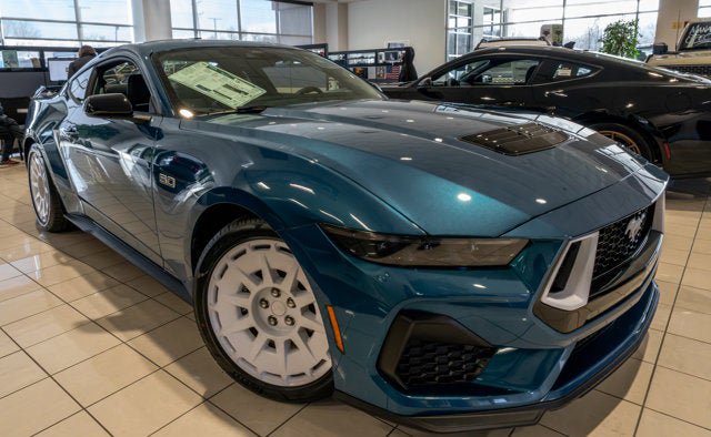 New 2026 Ford Mustang GT Premium w/ GT Performance Package