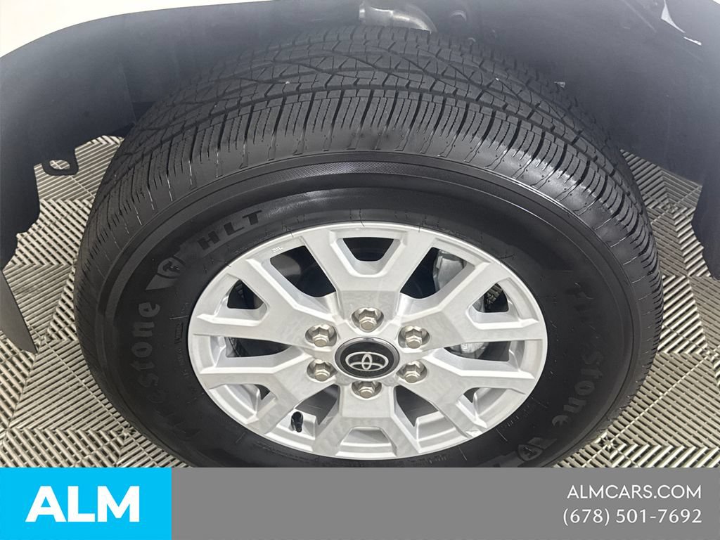 Used 2024 Toyota Tacoma SR5 AWD/4WD image 14