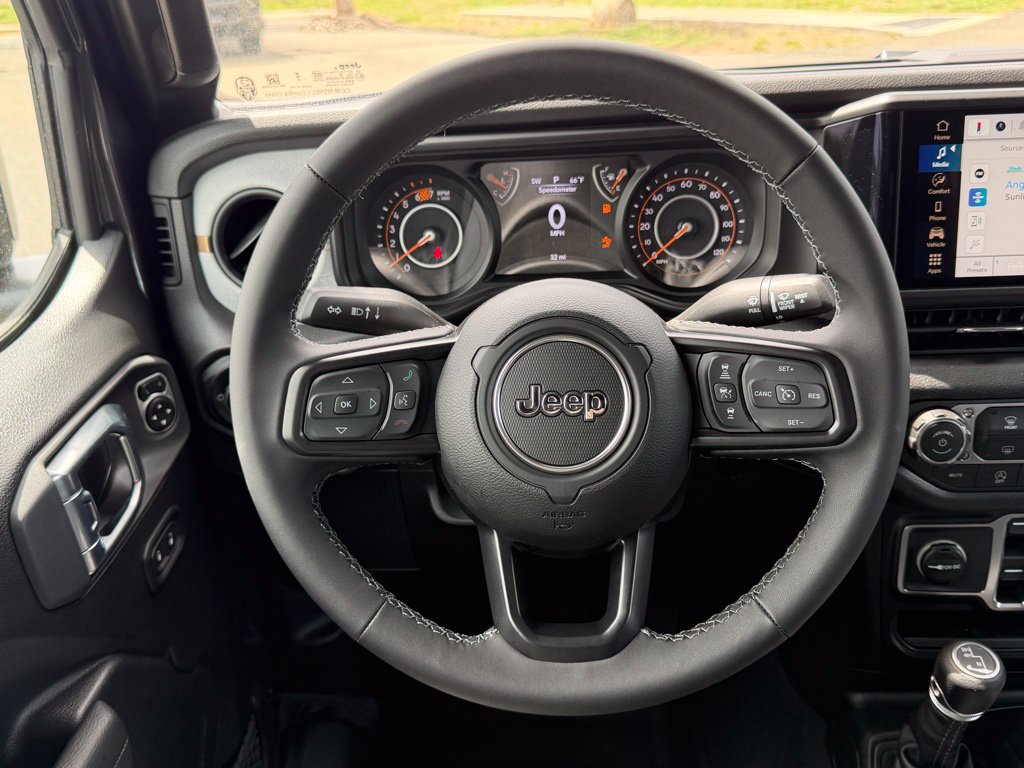 Used 2026 Jeep Wrangler Unlimited Sport AWD/4WD image 38