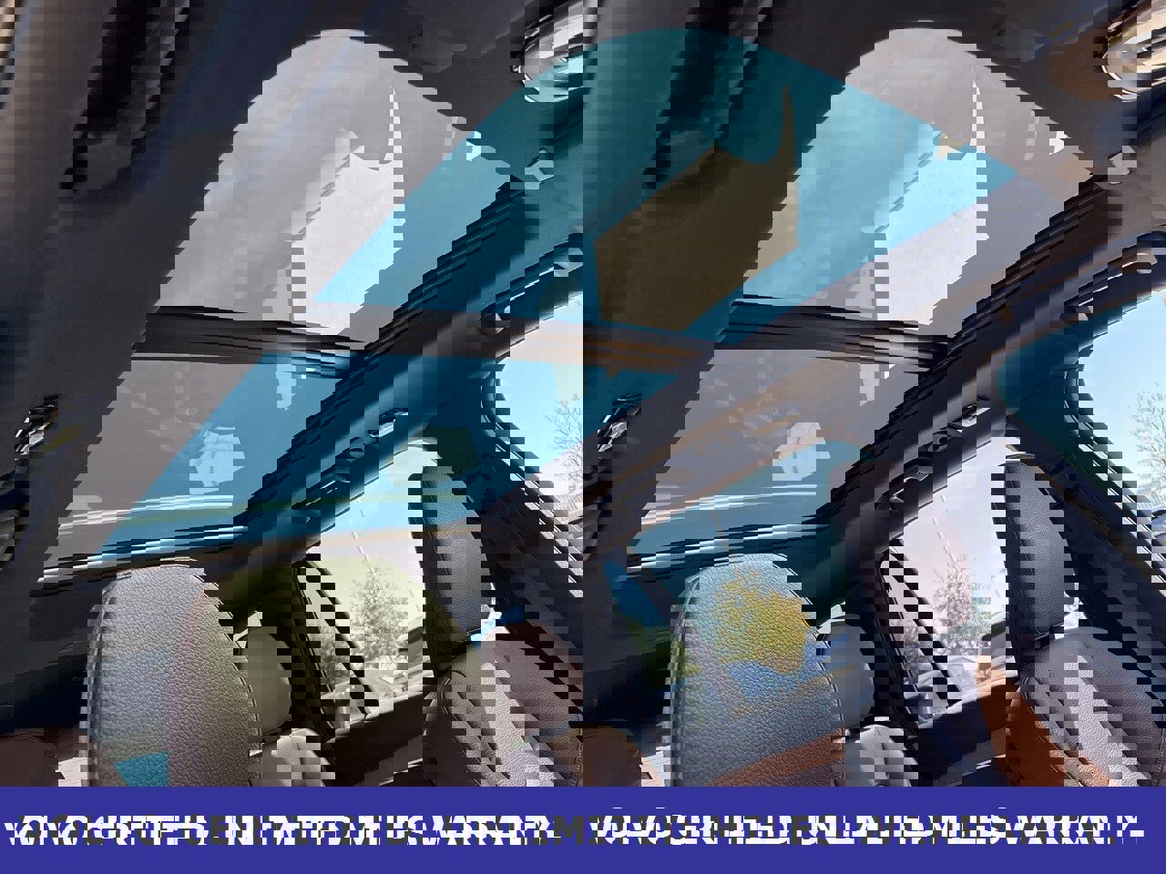 Certified 2023 Volvo XC90 T8 Plus w/ Protection Package Premier image 18