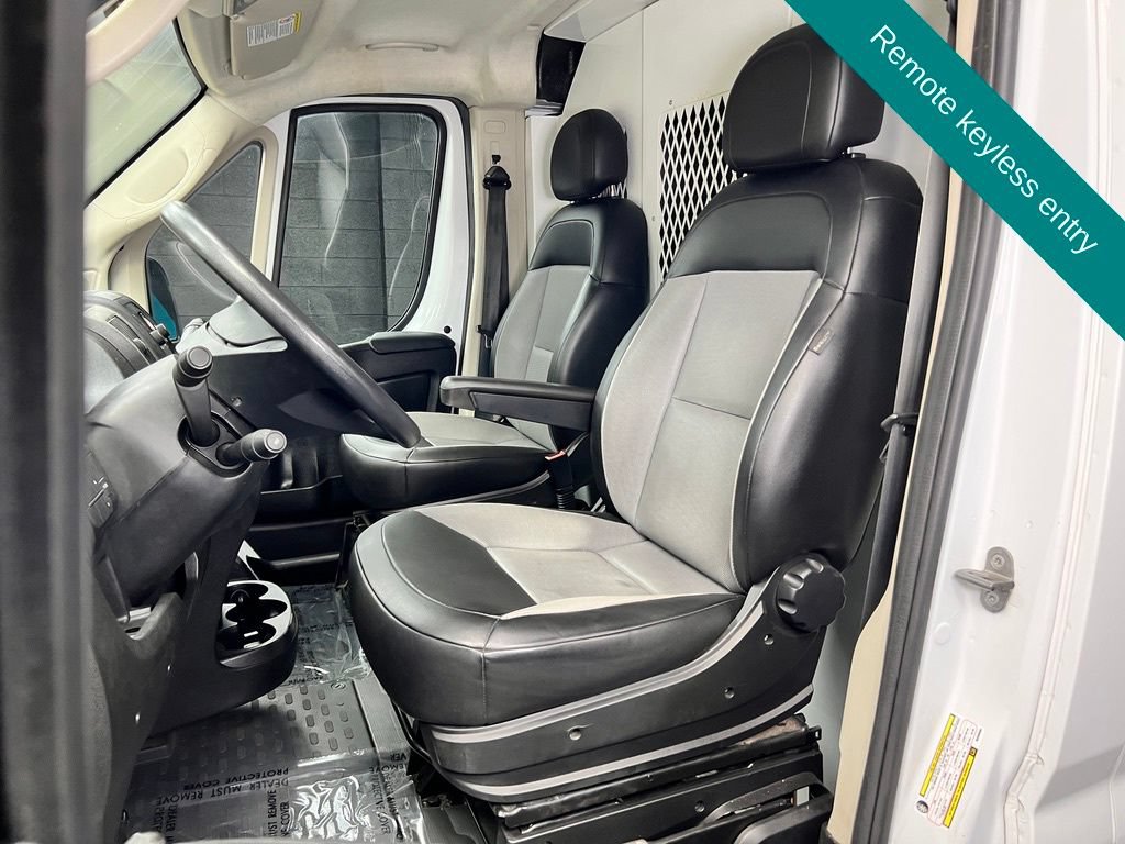 Used 2021 RAM ProMaster 2500 FWD image 2