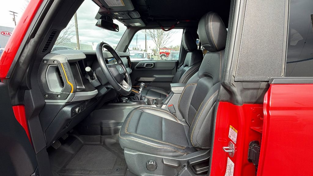 Used 2021 Ford Bronco Badlands image 32