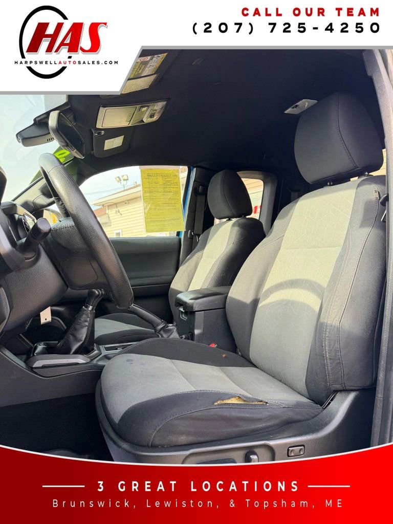 Used 2020 Toyota Tacoma TRD Sport image 10