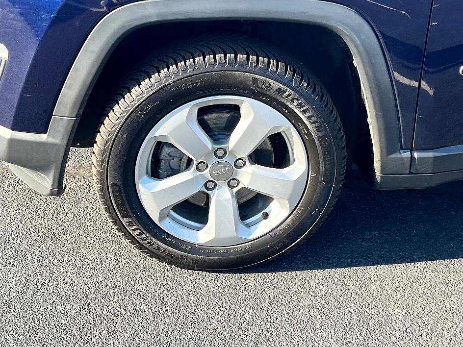 Used 2020 Jeep Compass Latitude w/ Cold Weather Group image 10