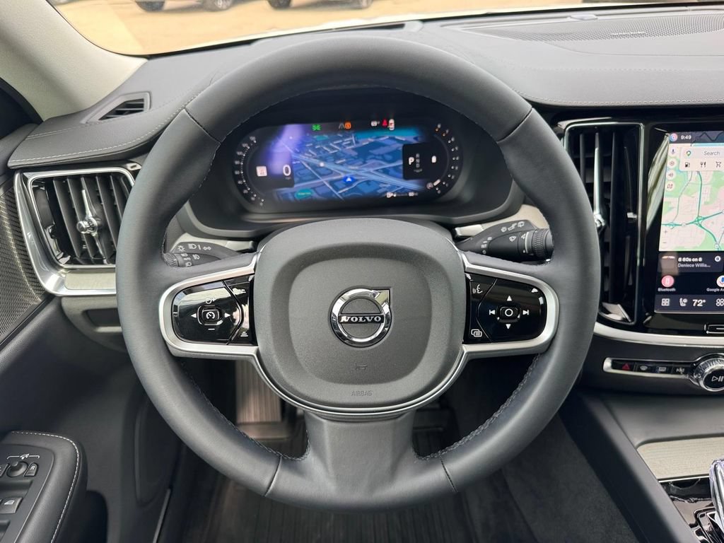 Certified 2025 Volvo V60 B5 Cross Country Ultra AWD/4WD image 11