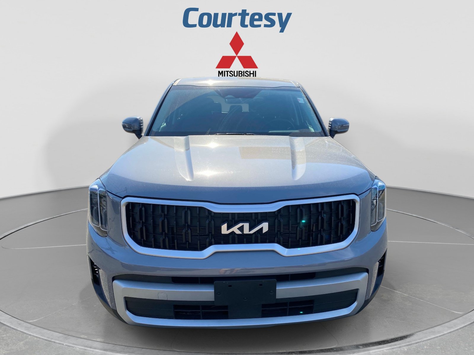 Used 2024 Kia Telluride LX AWD/4WD image 9