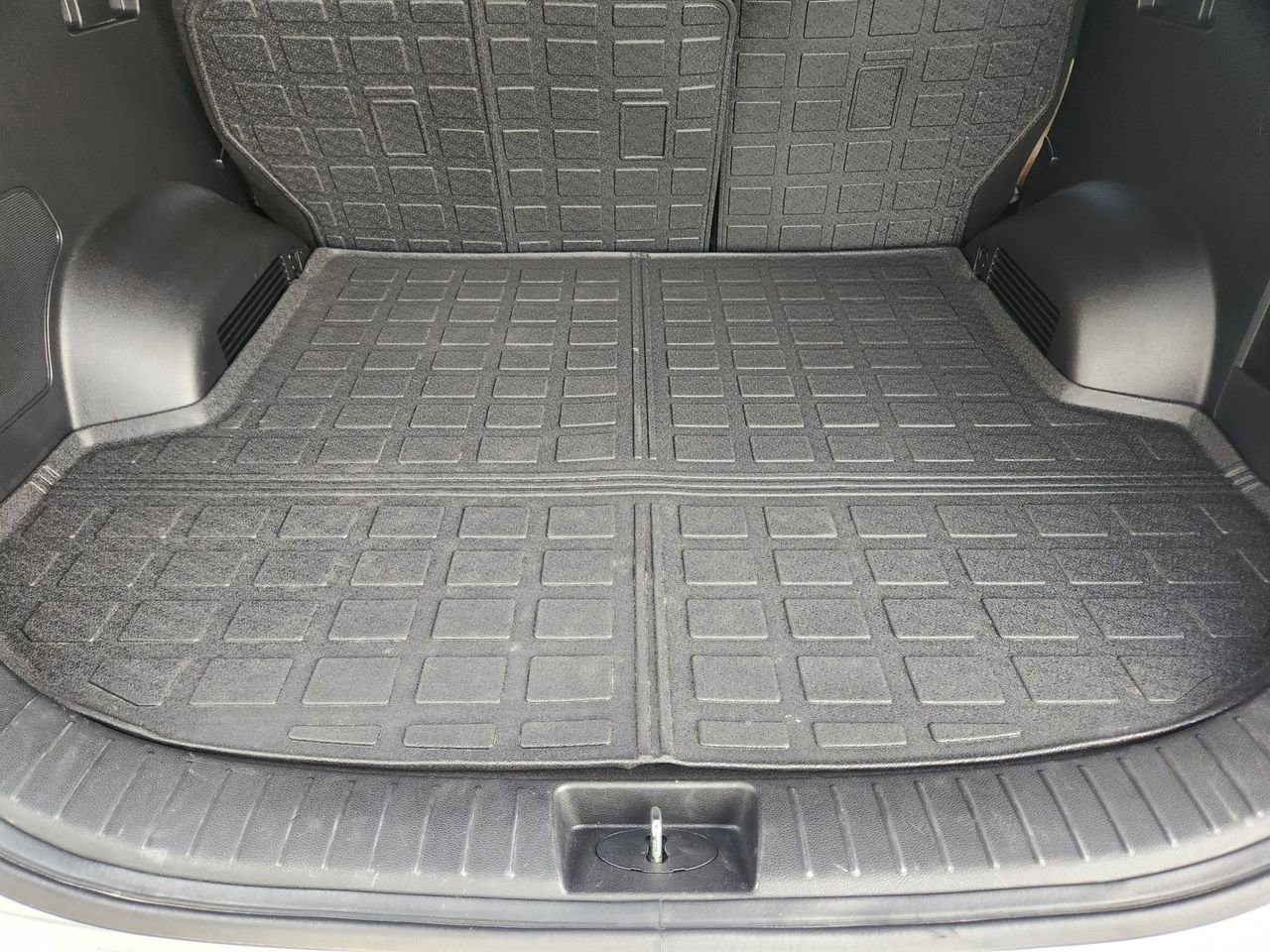 Used 2023 Hyundai Santa Fe Calligraphy AWD/4WD image 31