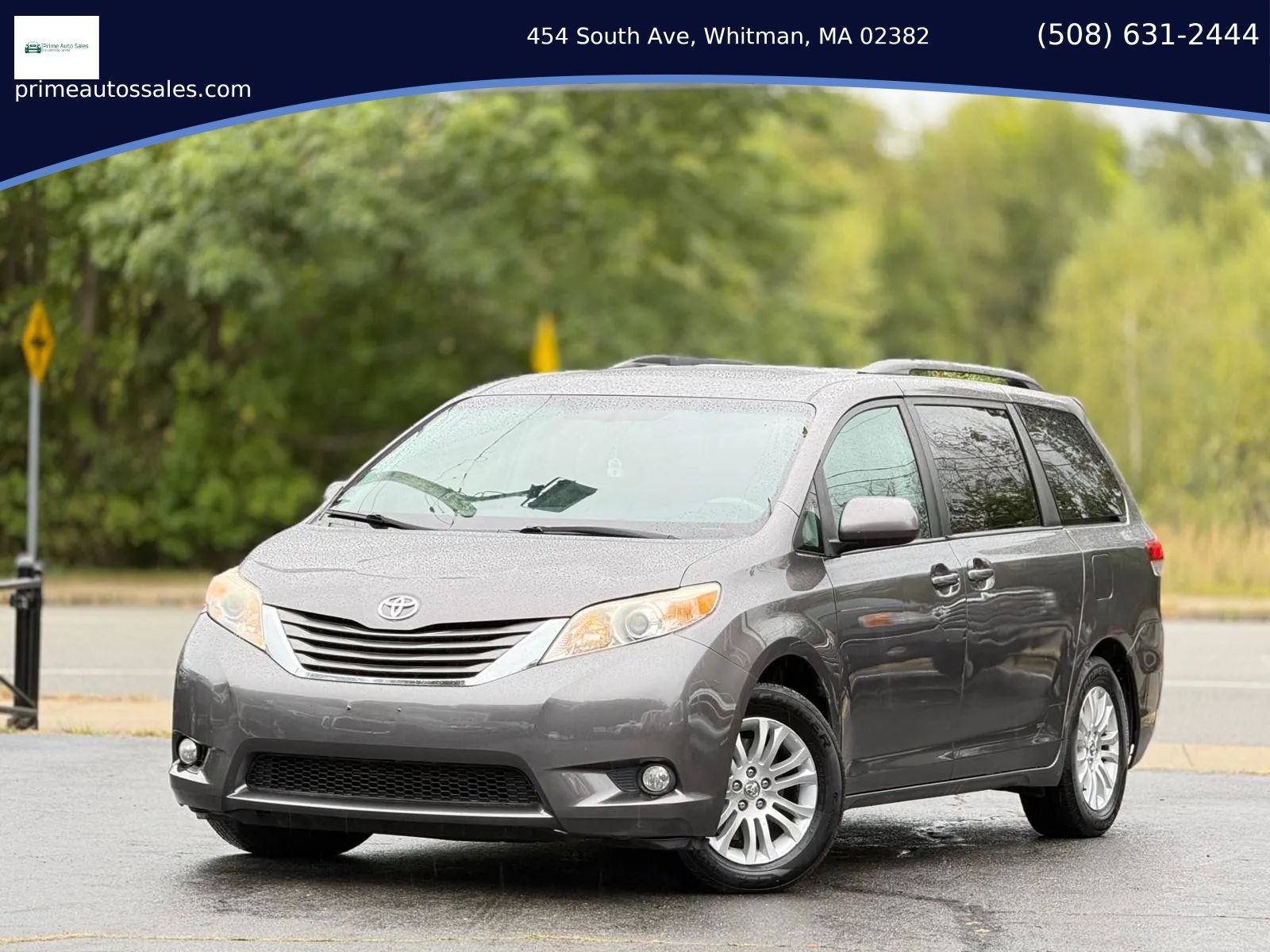 Used 2011 Toyota Sienna XLE w/ Entertainment Pkg FWD image 1