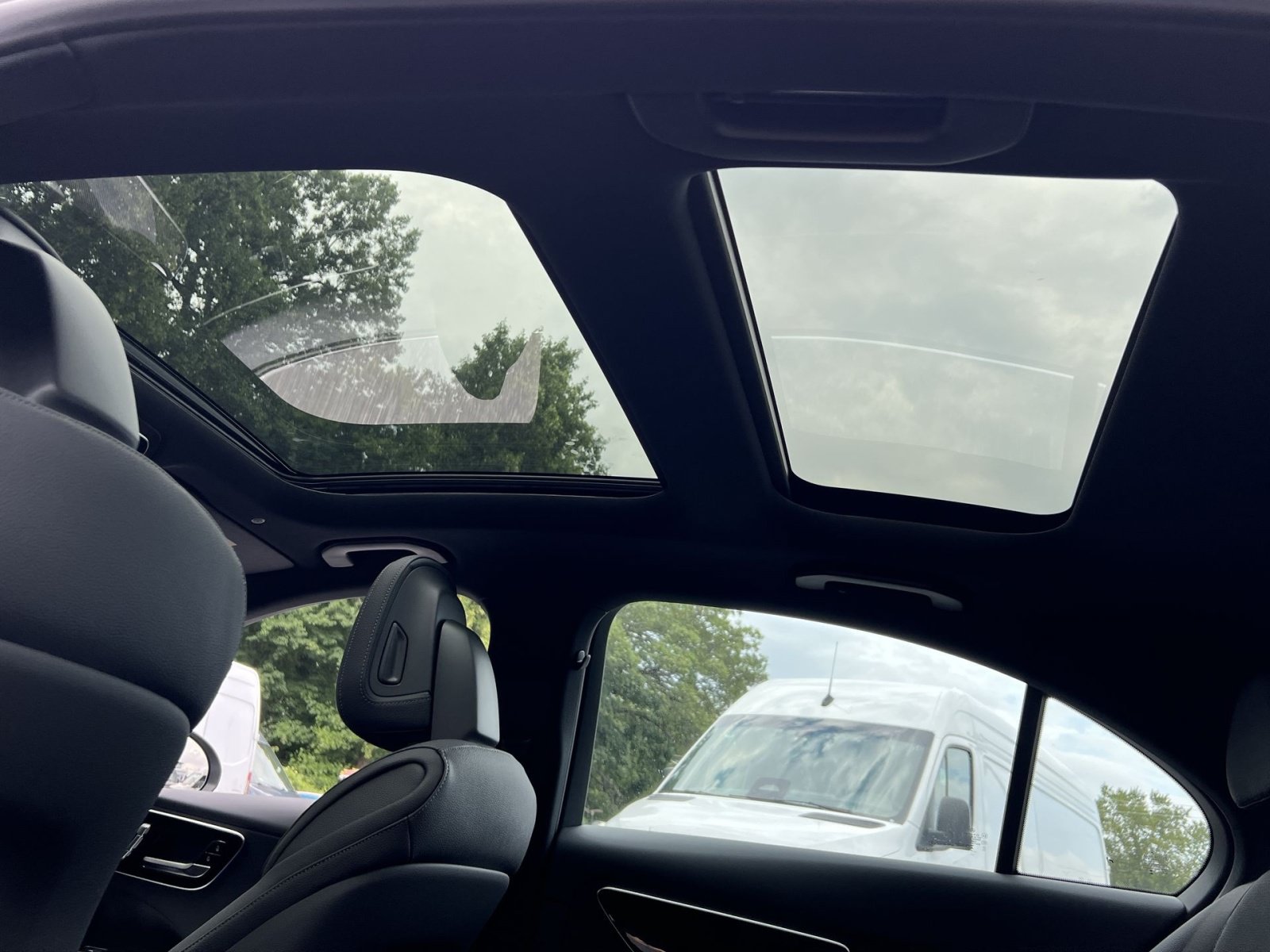 New 2026 Mercedes-Benz C 300 4MATIC Sedan image 29