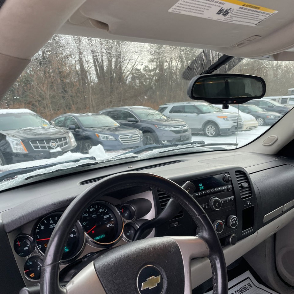 Used 2009 Chevrolet Silverado 1500 LT image 17