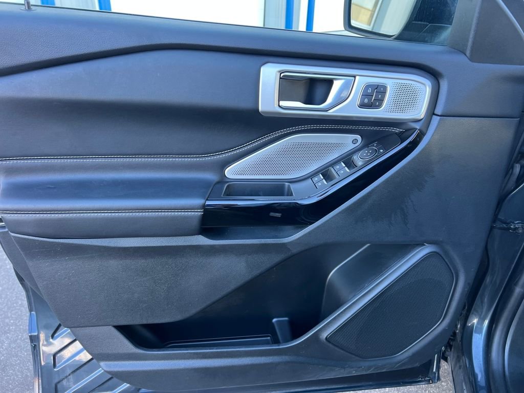 Certified 2022 Ford Explorer ST w/ Equipment Group 401A image 10