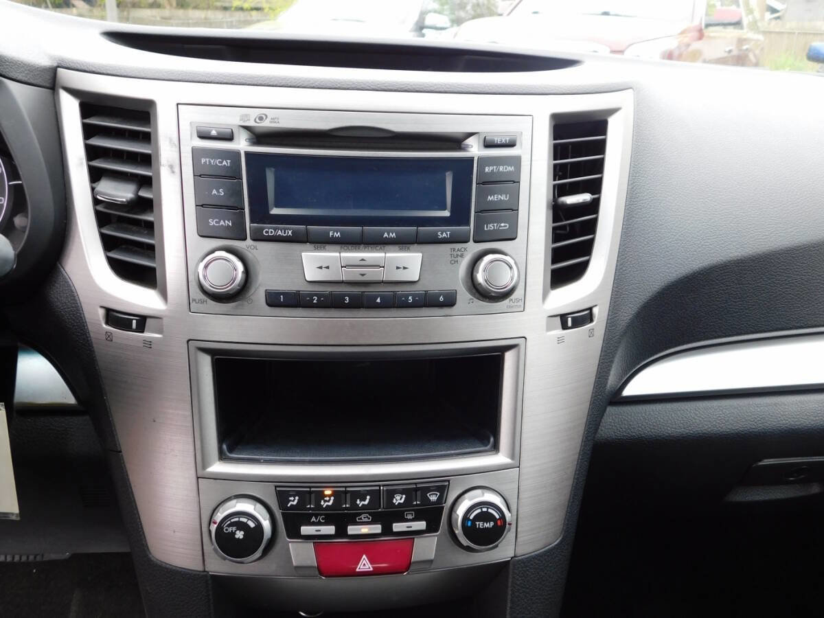 Used 2014 Subaru Legacy 2.5i w/ Alloy Wheel Package image 10