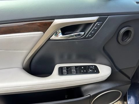 Used 2019 Lexus RX 450h AWD w/ Navigation Package image 17