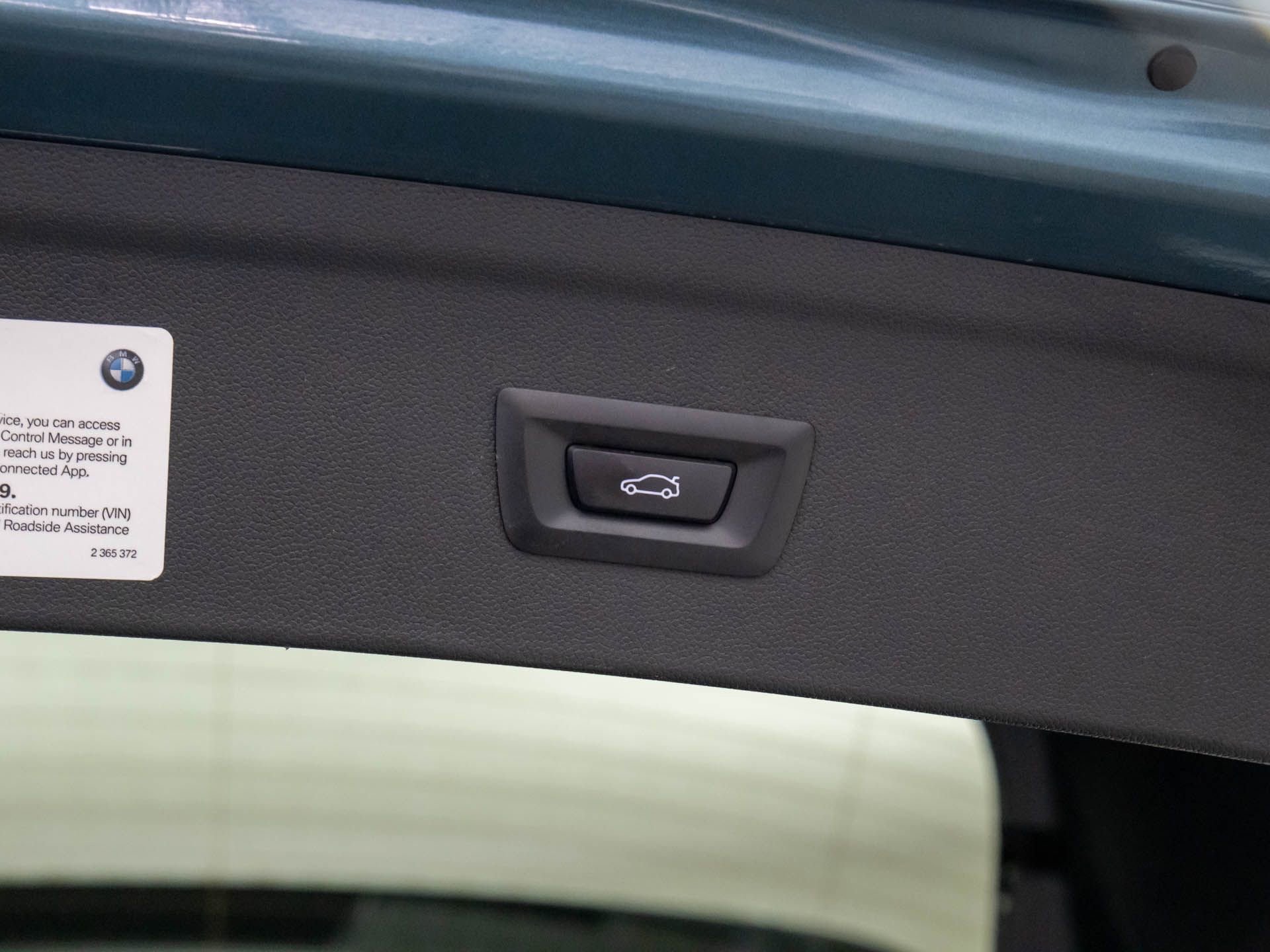 Used 2024 BMW iX xDrive50 w/ Premium Package image 33