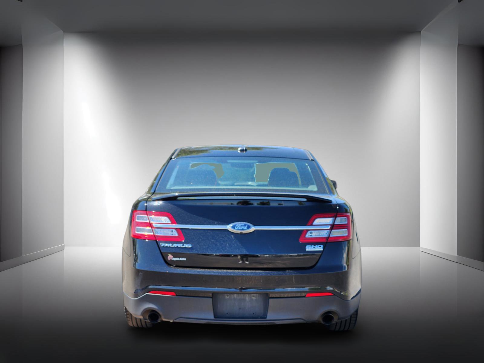 Used 2018 Ford Taurus SHO w/ Driver Assist Package AWD/4WD image 6