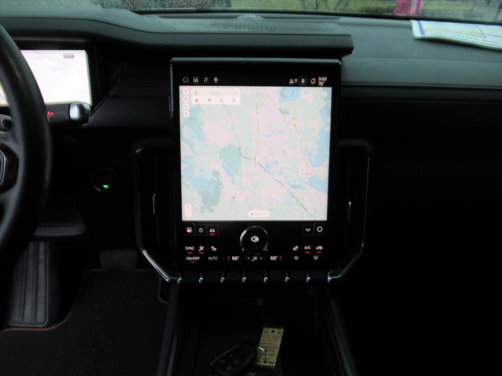 Used 2025 GMC Acadia AT4 AWD/4WD image 21